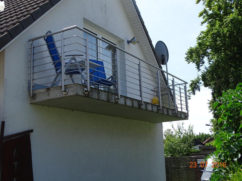 Galerie Am Hafen Apartment Zingst Exterior foto
